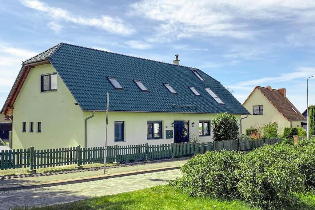 Ferienwohnung Schwalbennest In Ueckermuende Exterior foto